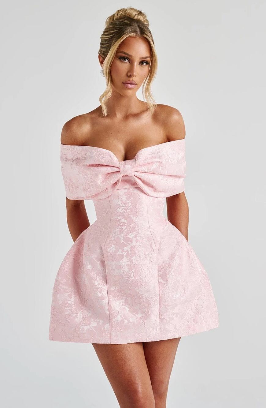 NWT Babyboo Raquel Blush Floral Jacquard Bow Off-The-Shoulder Mini Dress Size M